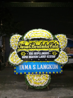 Papan Bunga Duka di Kute Panang